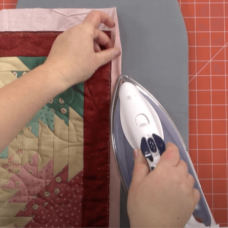 Quilt Binding Instructions with the Easy Miter Binding Tool - RunMDeal